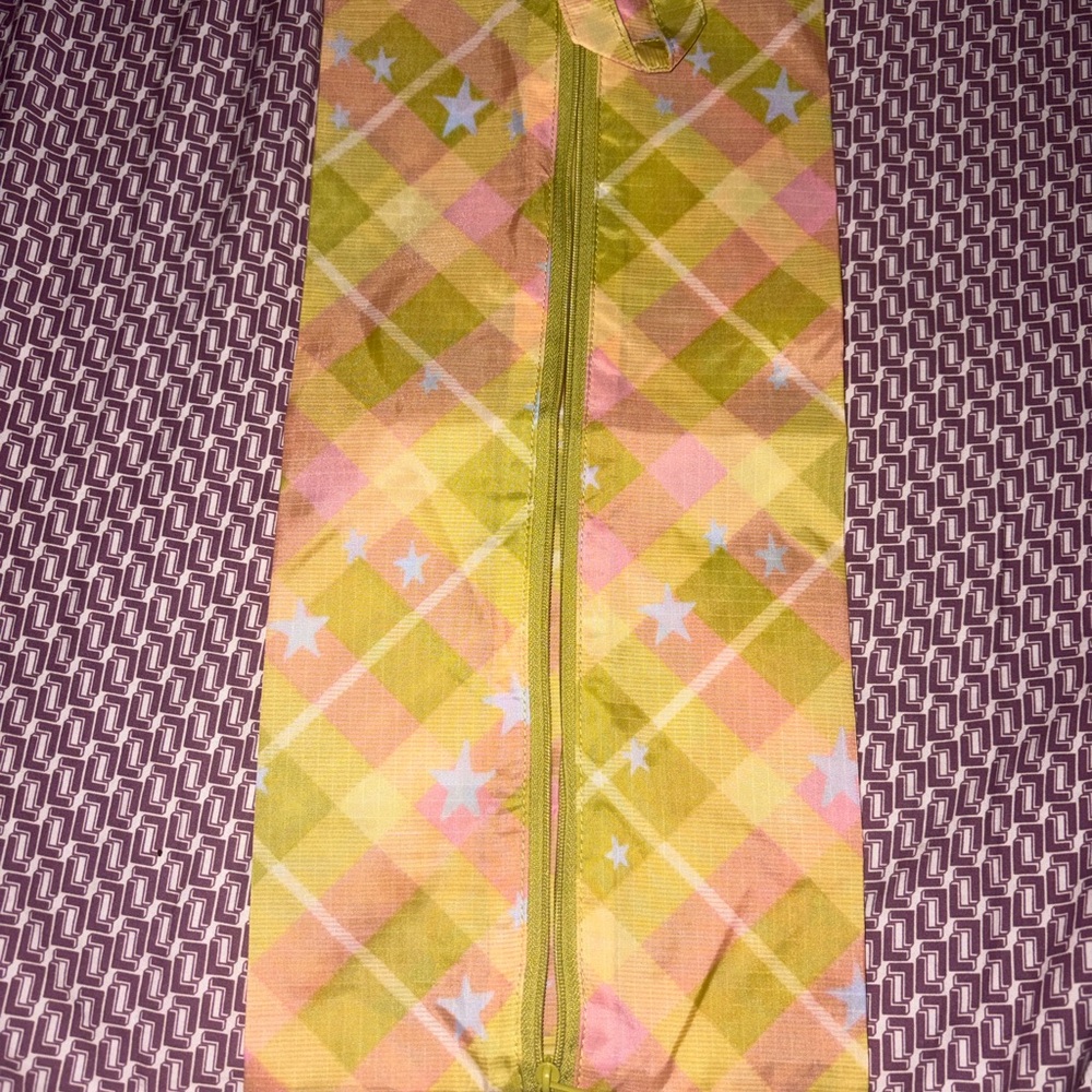 Baggu yellow NWOT star plaid 3d zip